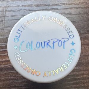 Colourpop Glitterally Obsessed in Hopeless Romantic